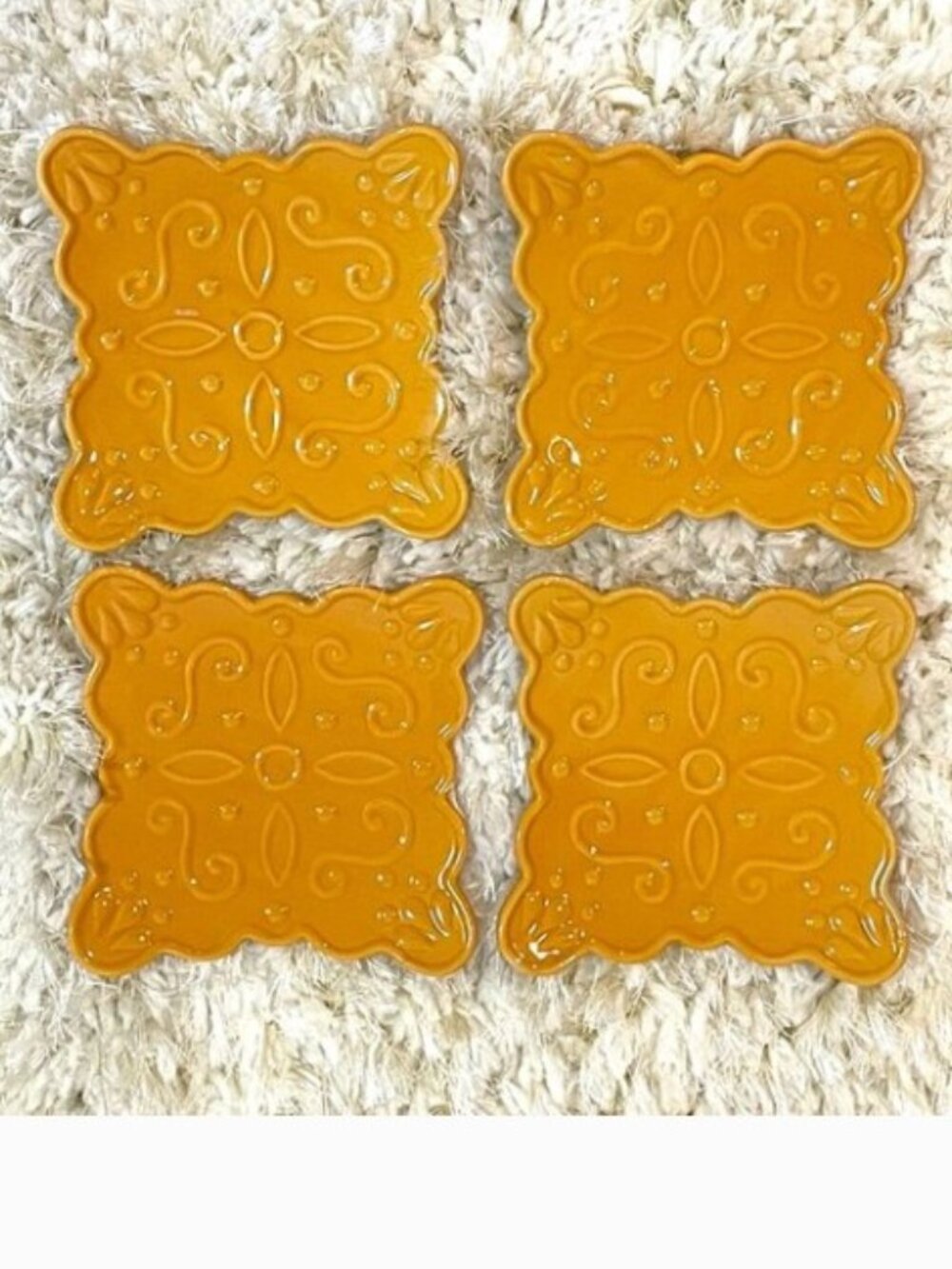Home & Garden Party Plate Set of 4 Scalloped Gold Yellow Tuscan Stoneware